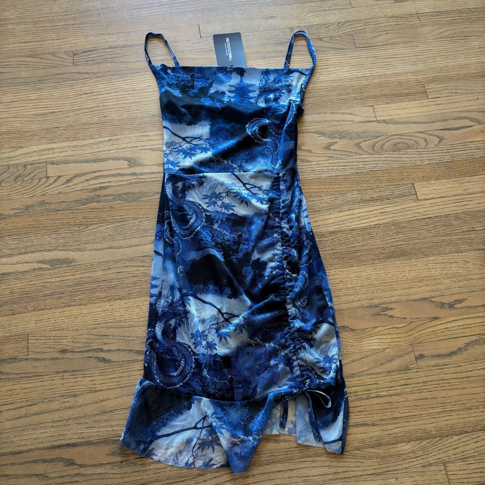 PrettyLittleThing Blue Dragon Print Mesh Ruched Bodycon Mini Dress NWT Size 2